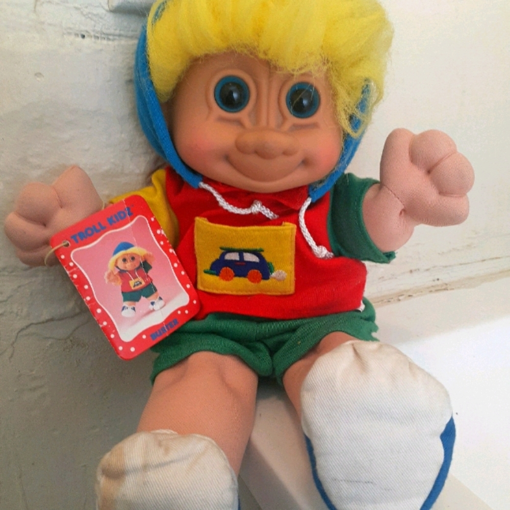 Buster vintage troll